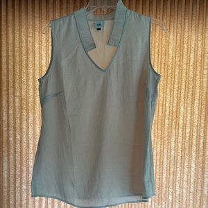 💙3 for $55💙 CAbI Chic Cream Sleeveless Top
